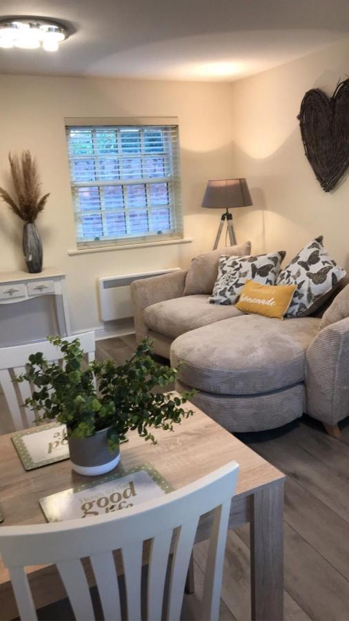 2 Bedroom Duplex Apartment Bawtry Luaran gambar